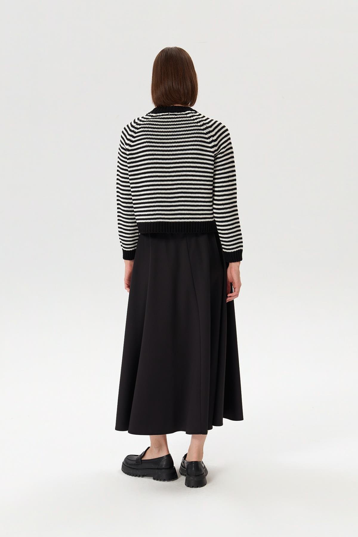 celine-triko-kisa-kazak-siyah-beyaz-95ba-7