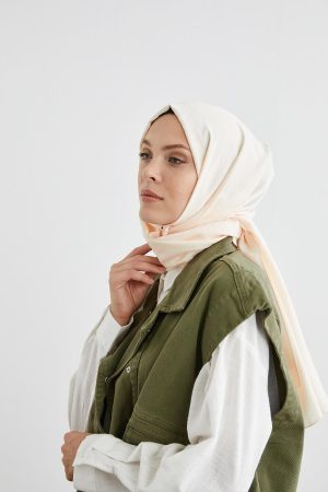 uniq.ous-ultra-sal-vanilya-b56-49